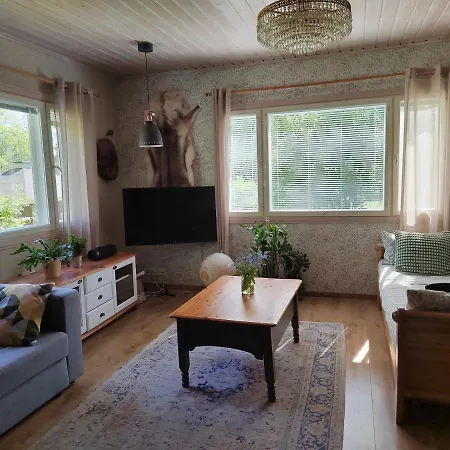 Ilmastoitu Ja Rantasauna Keuruu