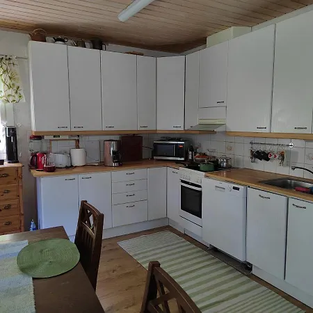 Villa Ilmastoitu Ja Rantasauna