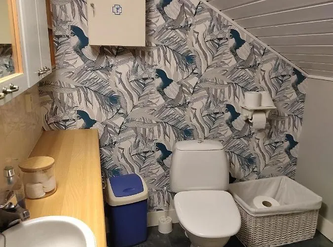 Вилла Ilmastoitu Ja Rantasauna Кеуруу